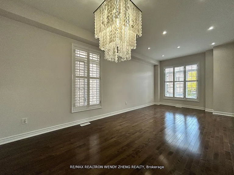 33 Begonia Cres #UPPER — Photo 5