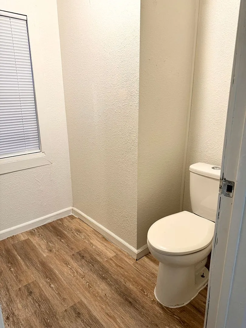 EVAV — Photo 3