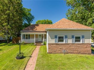 2823 Faraon St, Saint Joseph, MO 64501