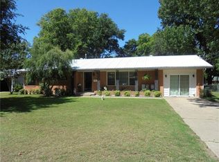 1409 West Ave, Sulphur Springs, TX 75482