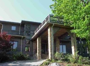 210 Eagle Rock Rd, Landrum, SC 29356