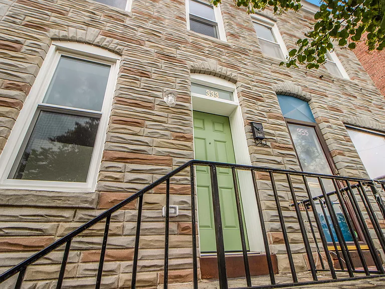 333 S Conkling St #A — Photo 3