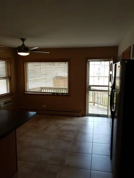 2 bed, 1150 sqft, $1,800 — Photo 4