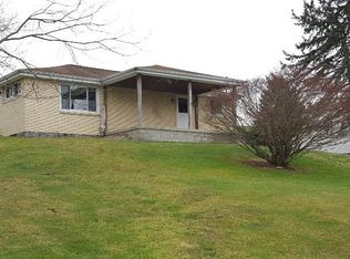 637 Westland Rd, Hickory, PA 15340