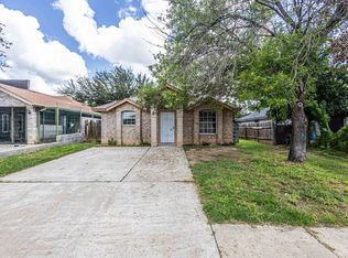10313 Atlanta Dr, Laredo, TX 78045