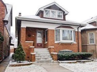6215 N Melvina Ave, Chicago, IL 60646