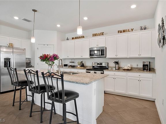 5th image of 3440 Menores Way
