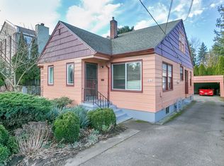 3741-3743 SE Cesar E Chavez Blvd, Portland, OR 97202