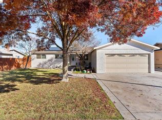 1222 Amy Dr, Newman, CA 95360