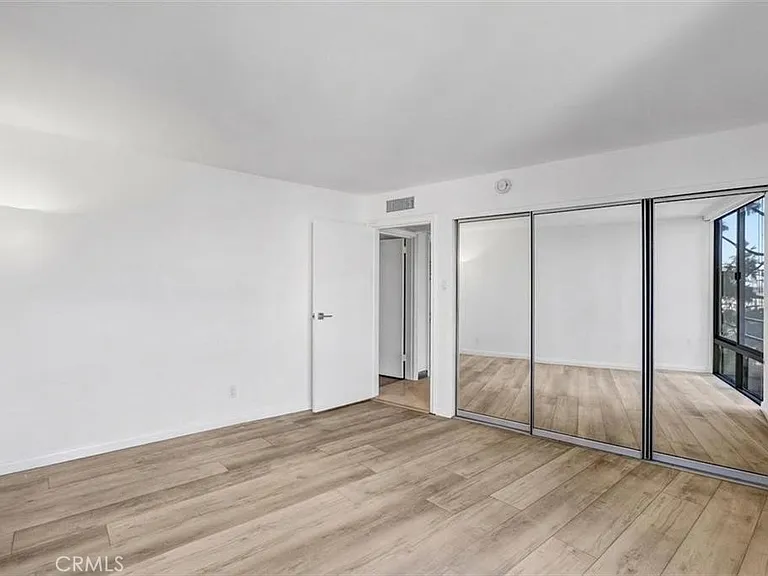 4337 Marina City Dr #149 — Photo 27