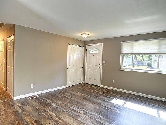 5th image of 3128 Pinnacle Park Dr