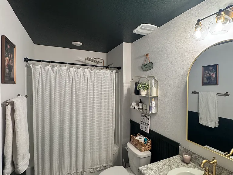 4861 Conner Ln — Photo 2