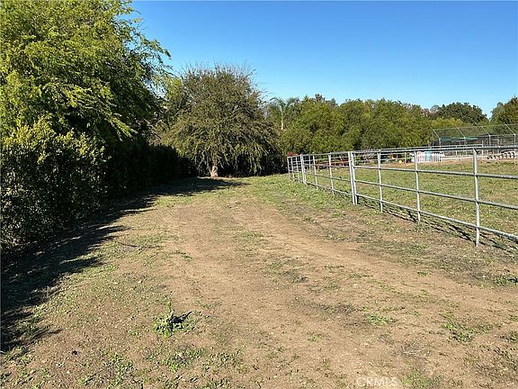 3rd image of 2831 Lynnview St Lot 2
