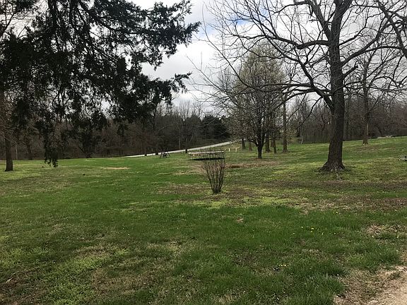 4th image of 2075 E Farm Road 56