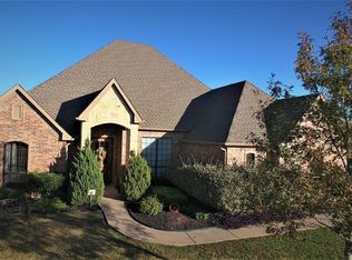 1296 Chartres, Kaufman, TX 75142