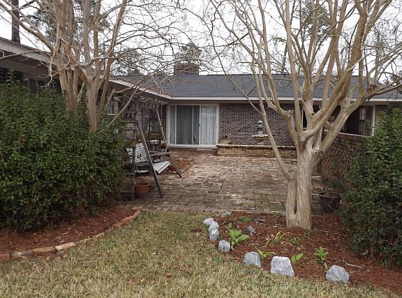 3rd image of 1401 Escambia Ave