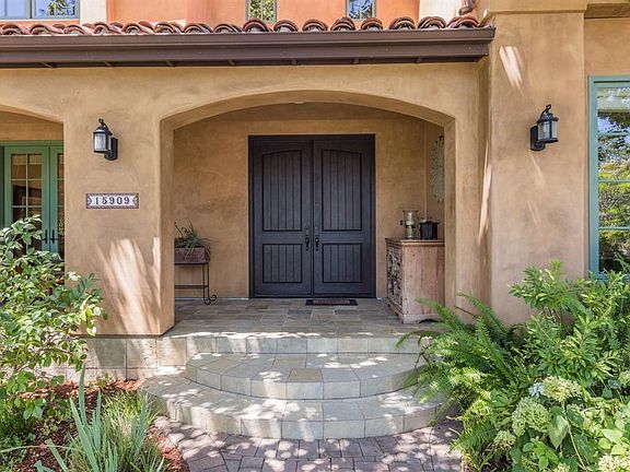 5th image of 15909 Linda Ave