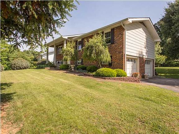 2nd image of 6454 Longwood Ln