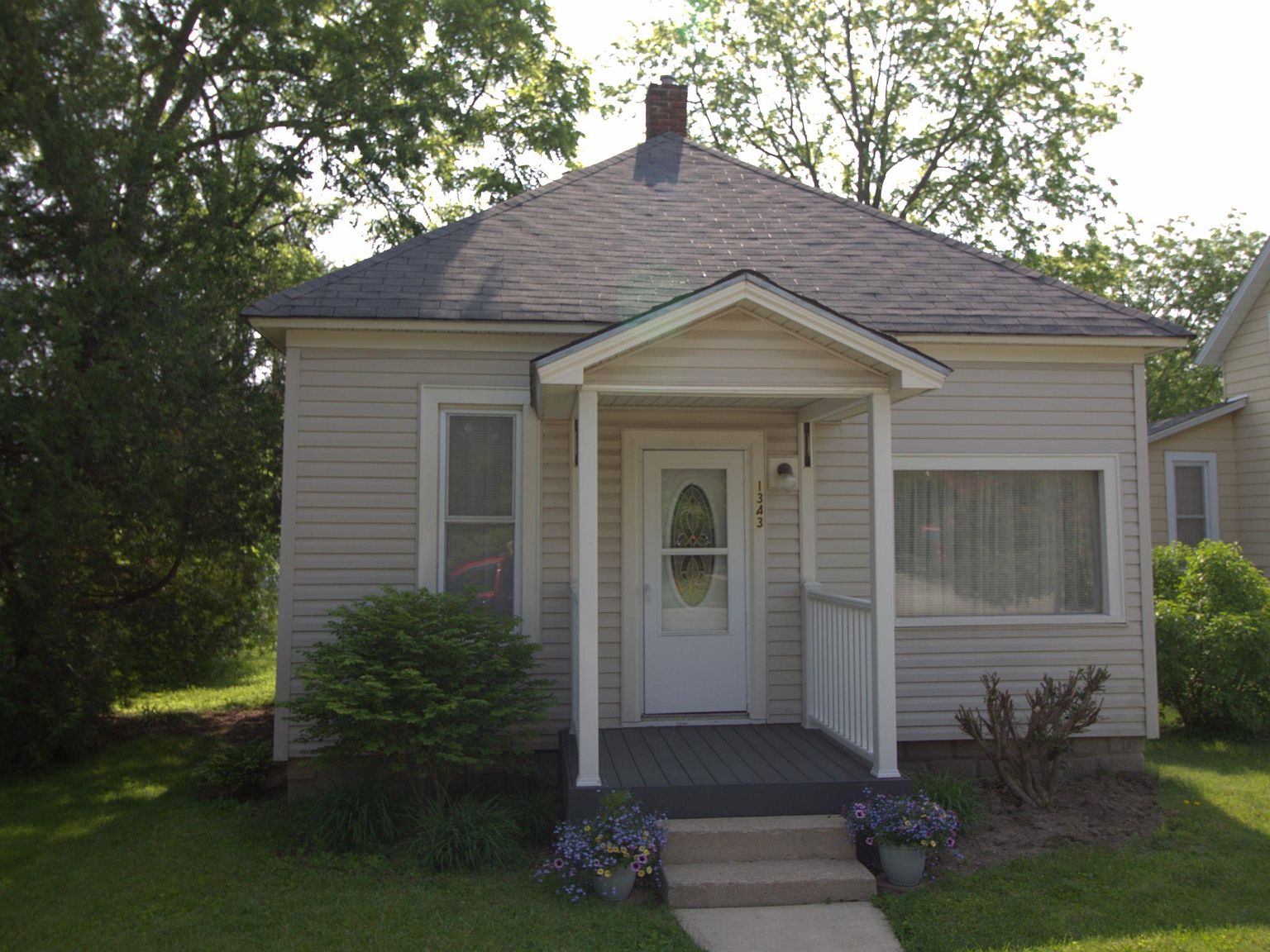1343 S 2nd St, Upland, IN 46989 Zillow