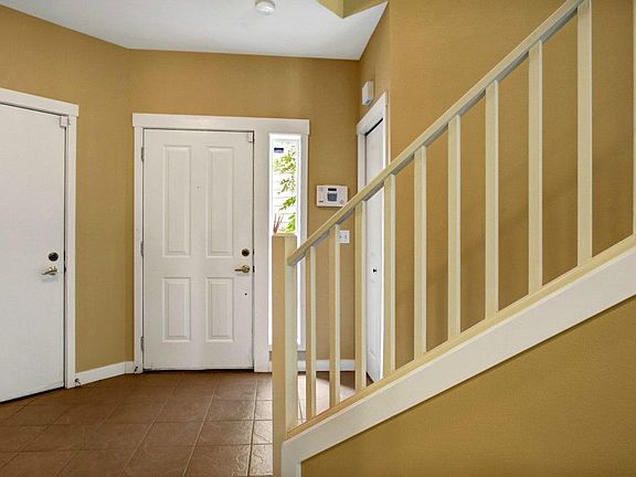 3rd image of 23714 SE 36th Ln #23714