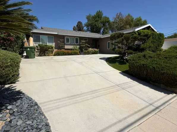 20411 Aetna St, Woodland Hills, CA 91367