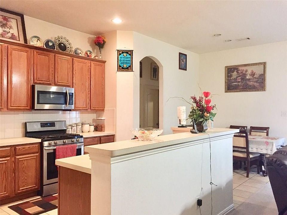 1st image of 802 Ambrose Ct