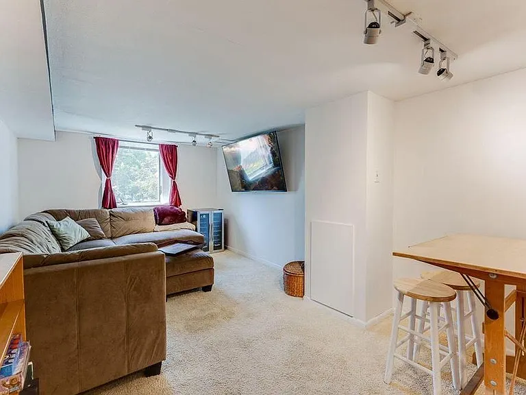 3057 Oregon Ave S — Photo 14
