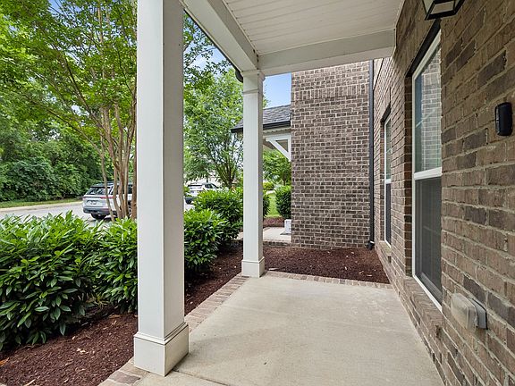 3rd image of 340C Lakeside Park Dr