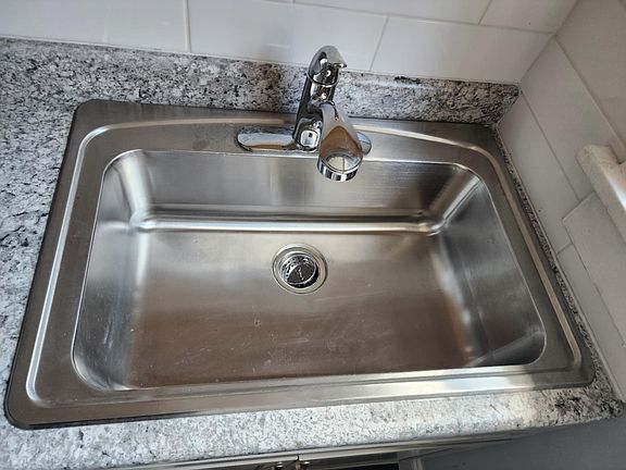 4th image of 4418 Michigan Ave APT 2S