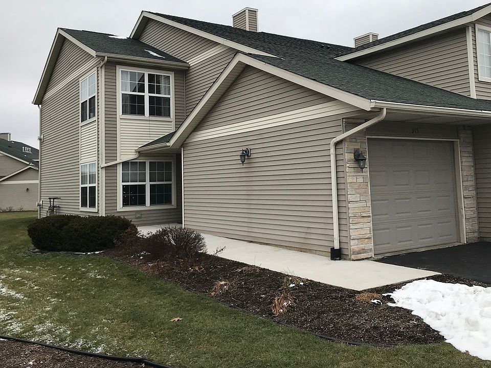 1st image of 915 Penny Ln #915