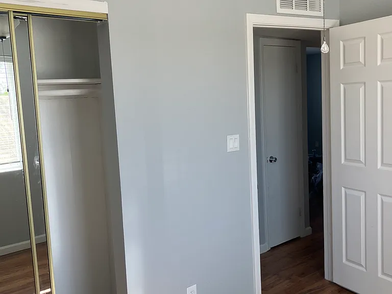 1319 E Moreland St #4 — Photo 12