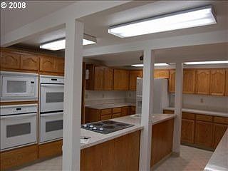 4th image of 32031 Sperling Dr
