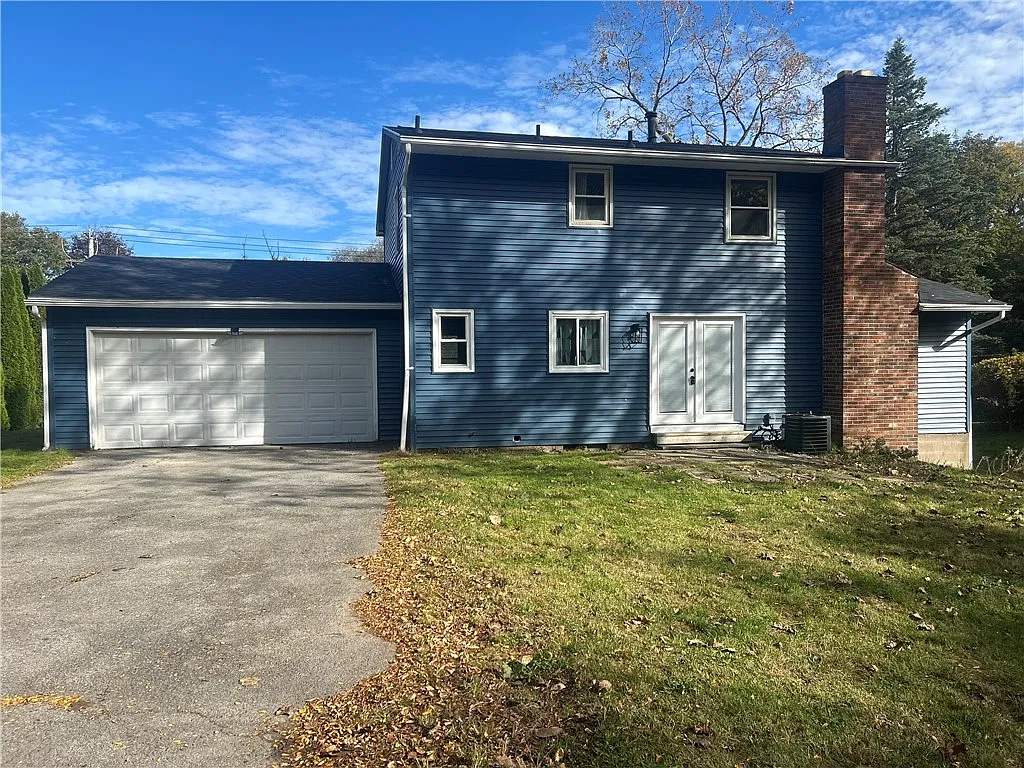 3 bed, 1.5 bath, 1536 sqft, $3,000 — Photo 2