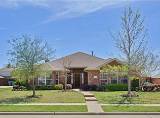 304 Gene Autry Ln, Murphy, TX 75094