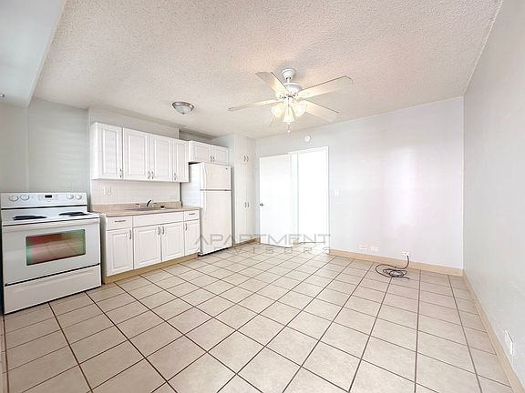 4th image of 2543 Kuhio Ave APT 302