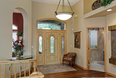 2nd image of 10584 Sanctuary Dr NE