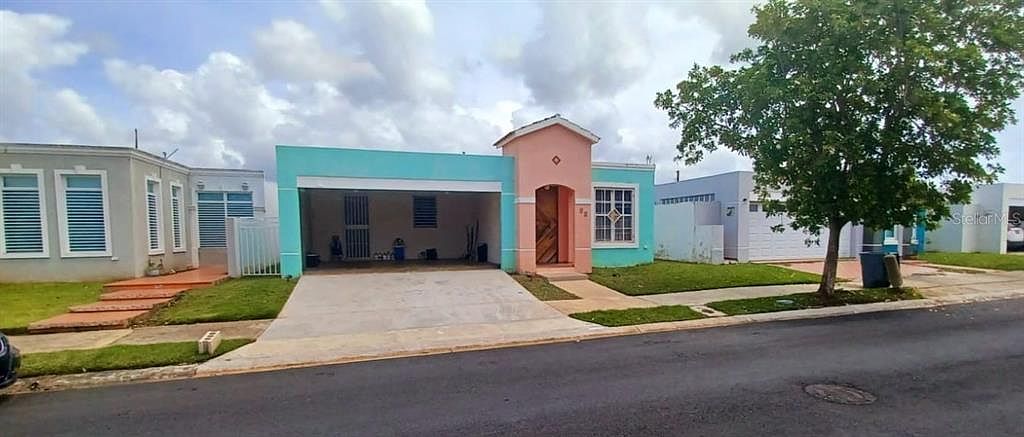 O'5 Calle Grosella Urb, Rio Grande, PR 00745 | Zillow