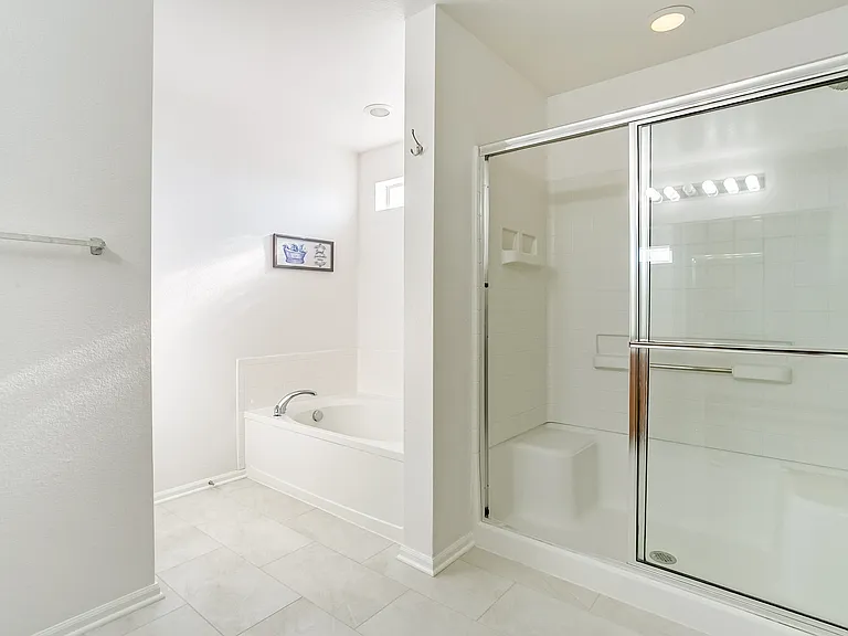 5178 Netherland St — Photo 13