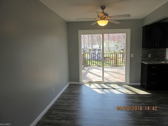 4th image of 5644 Dolphin St