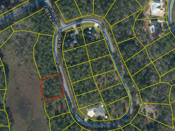 132 Cross Creek Cir, Freeport, FL 32439