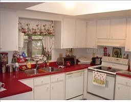 5th image of 1110 Cambridge St