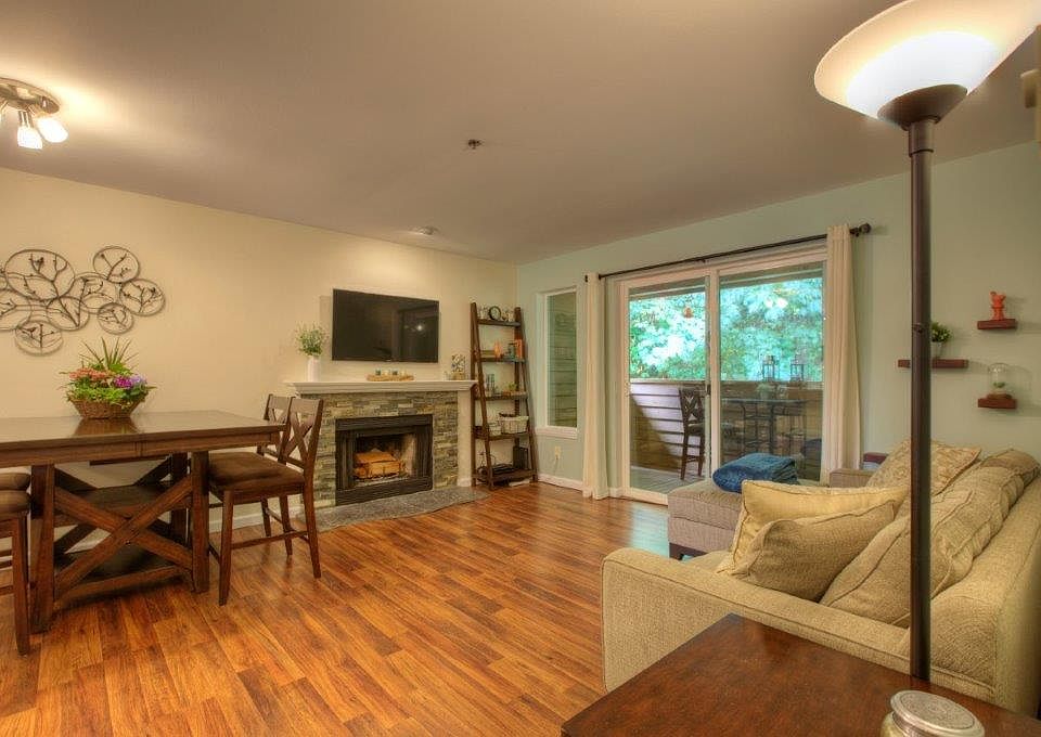 1st image of 515 Newport Way NW APT B5
