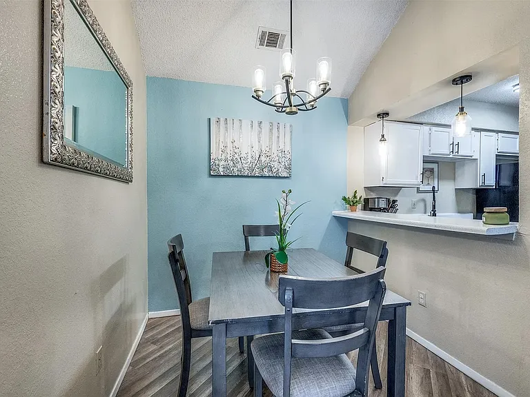 1618 Pecan Chase Cir #72 — Photo 4