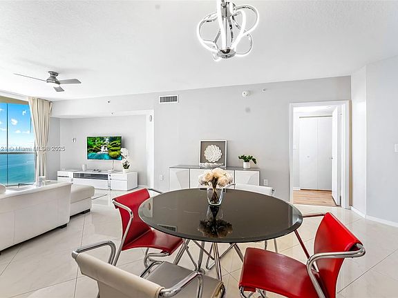 4th image of 16699 Collins Ave APT 2810
