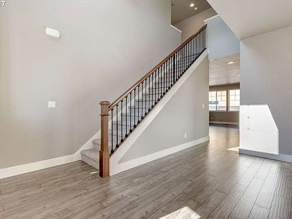 3rd image of 1344 SE 73rd Pl