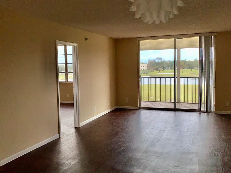 3100 W Rolling Hills Cir #309 — Photo 38