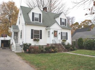 7 Alvin Ave, Quincy, MA 02171