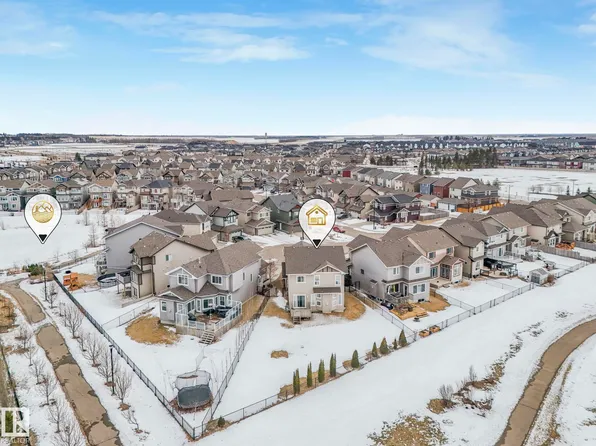 3326 Cutler Cres SW, Edmonton, AB T6W 2N4