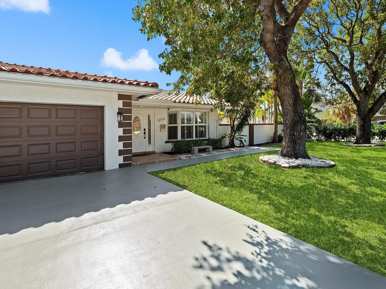 3 bed, 2.0 bath, 1800 sqft, $5,500 — Photo 4