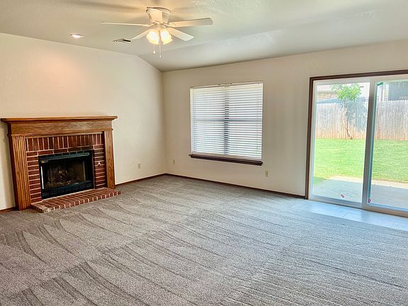 4th image of 305 Bradgate Dr
